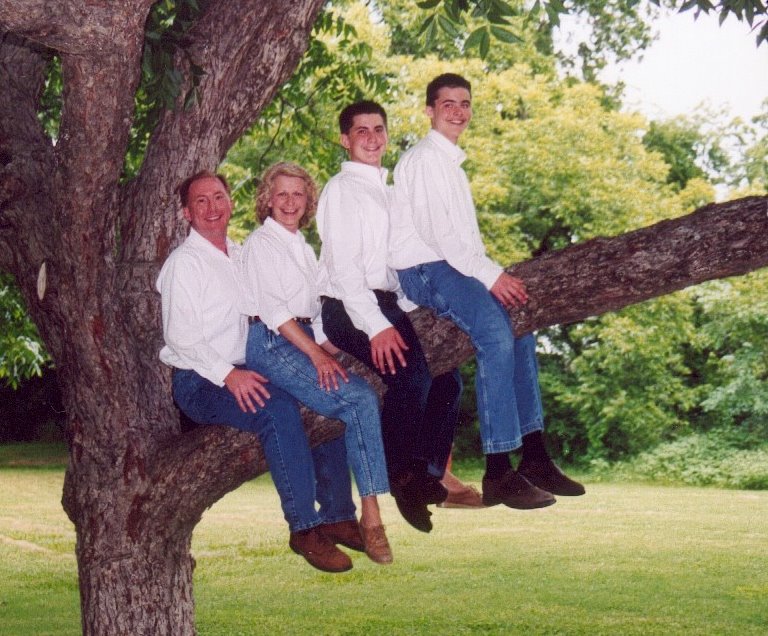 2002-family-picture